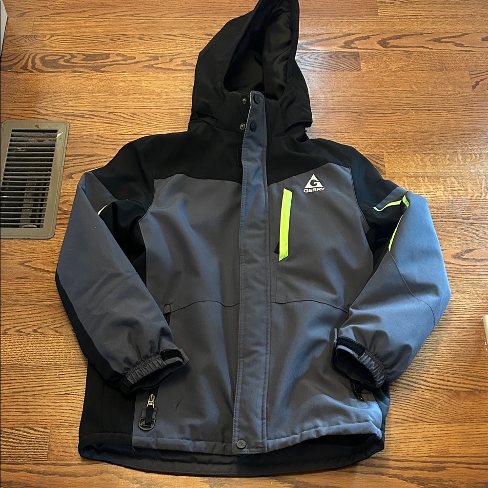Gerry Weber Kids Puffer Jacket in Black and Gray